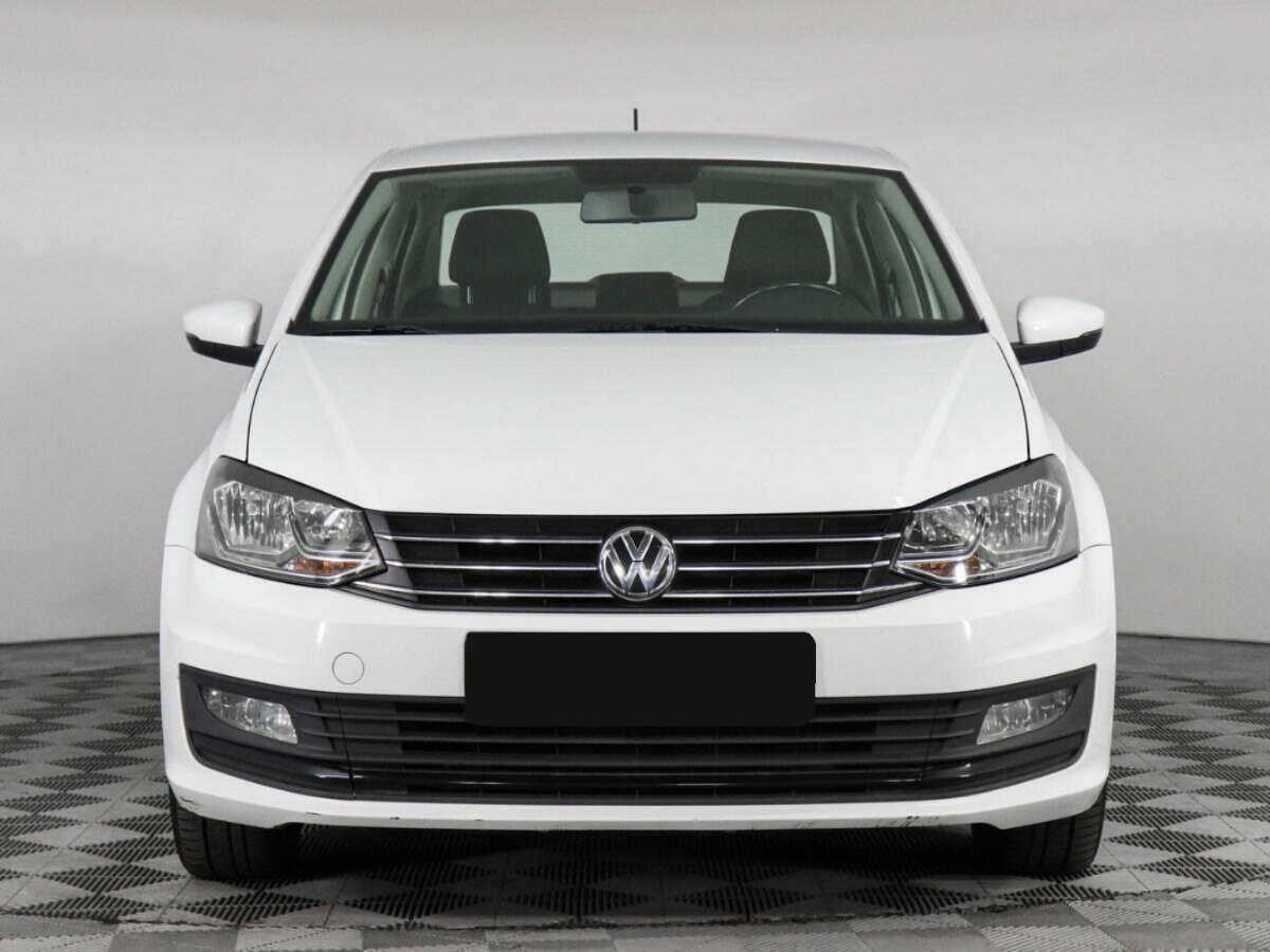 Volkswagen Polo б/у, 2018, Автоматическая. Фото: #1