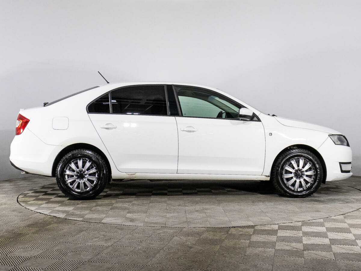 Skoda Rapid б/у, 2014, Роботизированная. Фото: #1