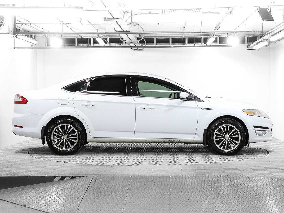 Ford Mondeo б/у, 2013, Механическая. Фото: #3