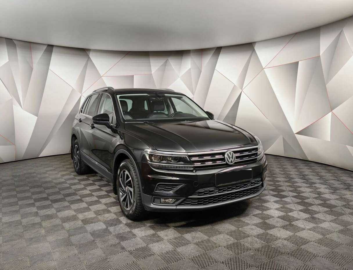 Volkswagen Tiguan б/у, 2018, Роботизированная. Фото: #2