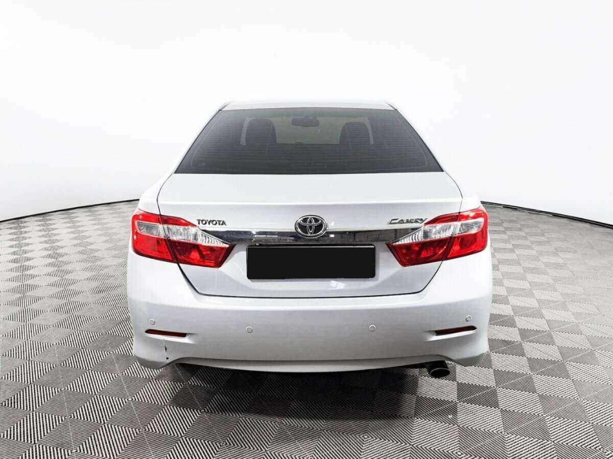 Toyota Camry б/у, 2014, Автоматическая. Фото: #4