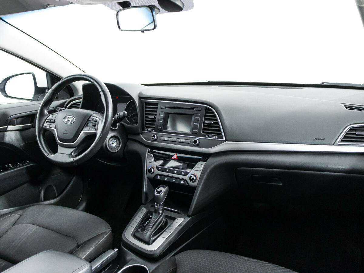 Hyundai Elantra б/у, 2017, Автоматическая. Фото: #8