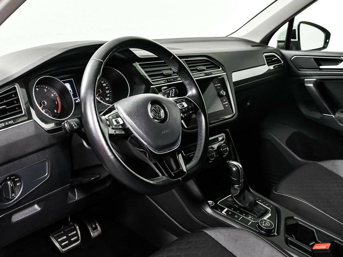 Volkswagen Tiguan б/у, 2018, Роботизированная. Фото: #10