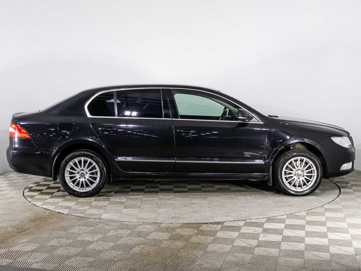 Skoda Superb б/у, 2012, Автоматическая. Фото: #3
