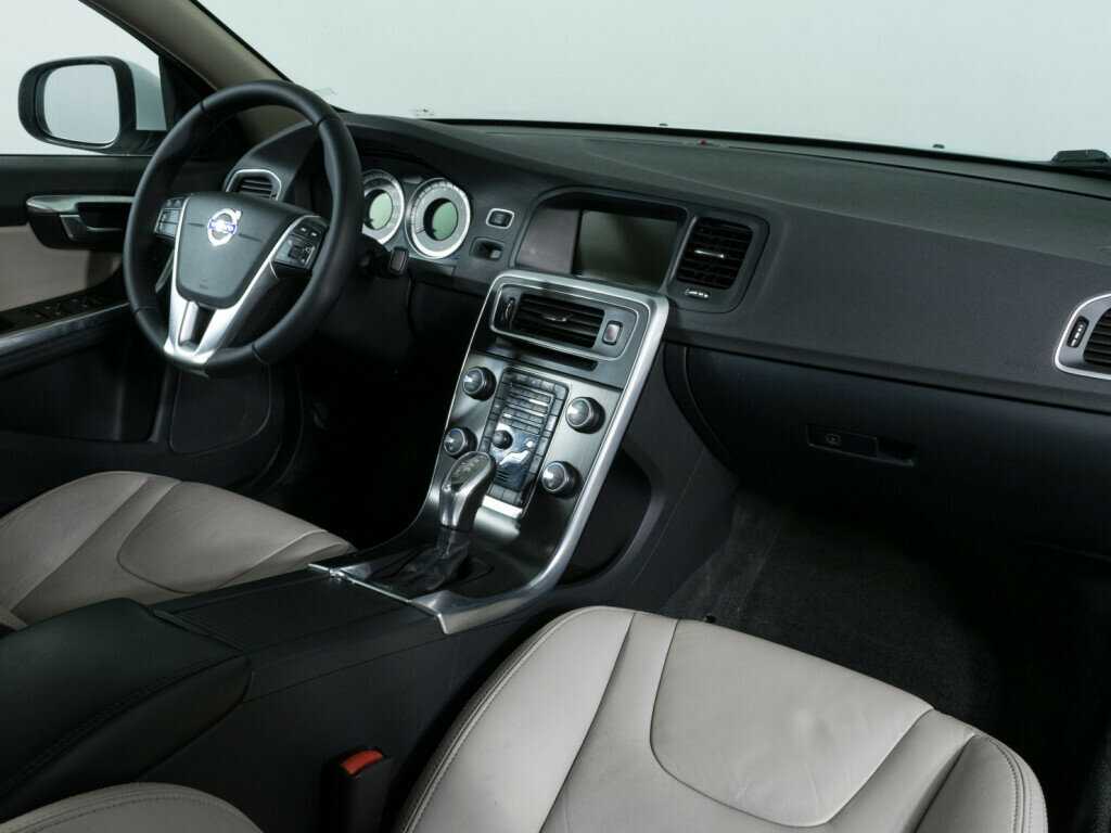 Volvo S60 б/у, 2012, Автоматическая. Фото: #6