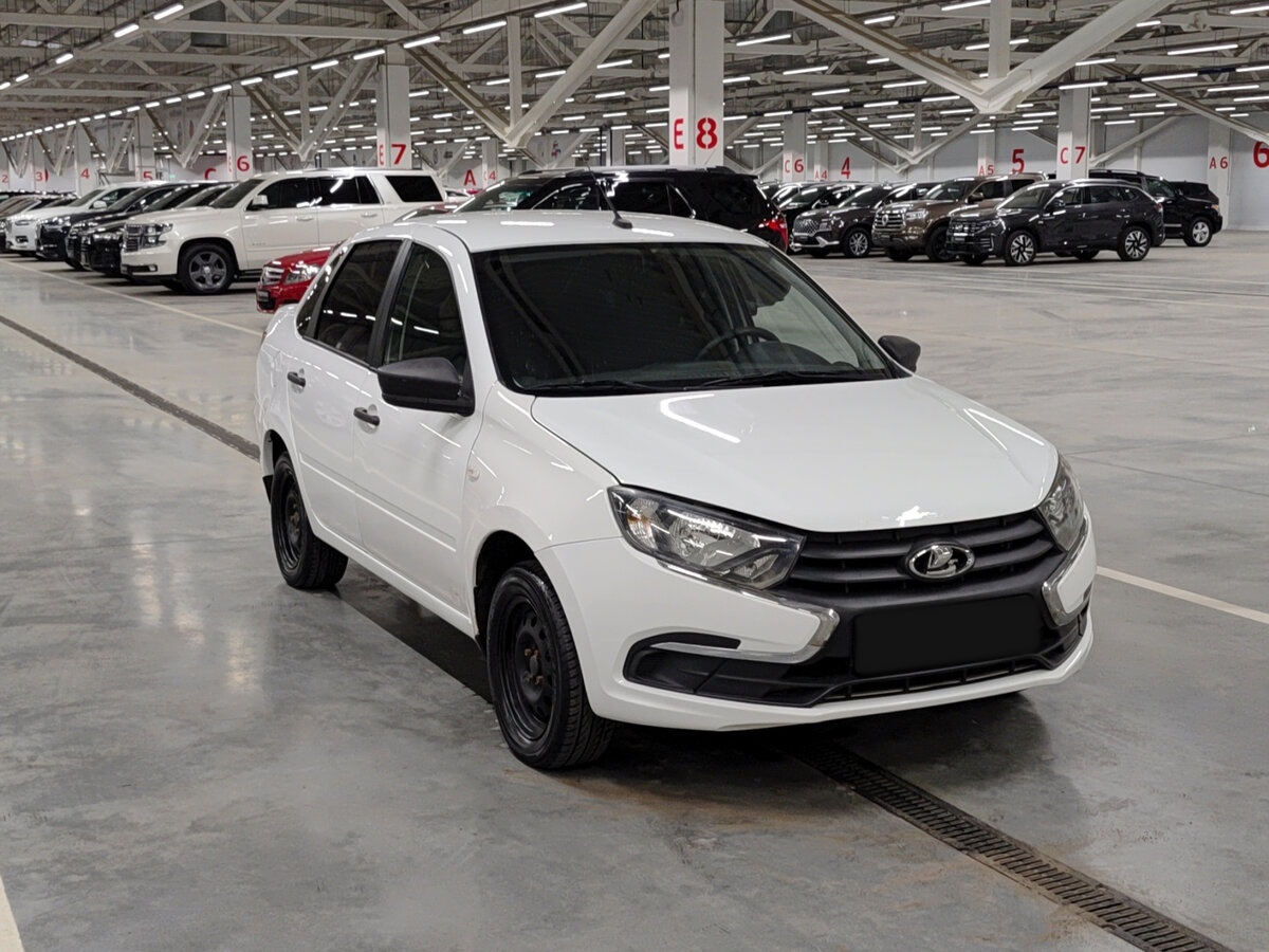 Lada (ВАЗ) Granta б/у, 2019, Механическая. Фото: #2