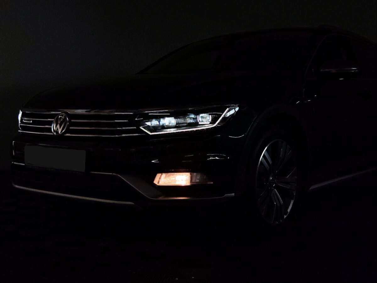 Volkswagen Passat б/у, 2019, Роботизированная. Фото: #25