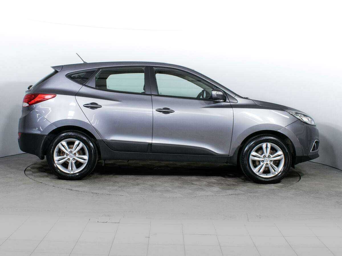 Hyundai ix35 б/у, 2012, Автоматическая. Фото: #3