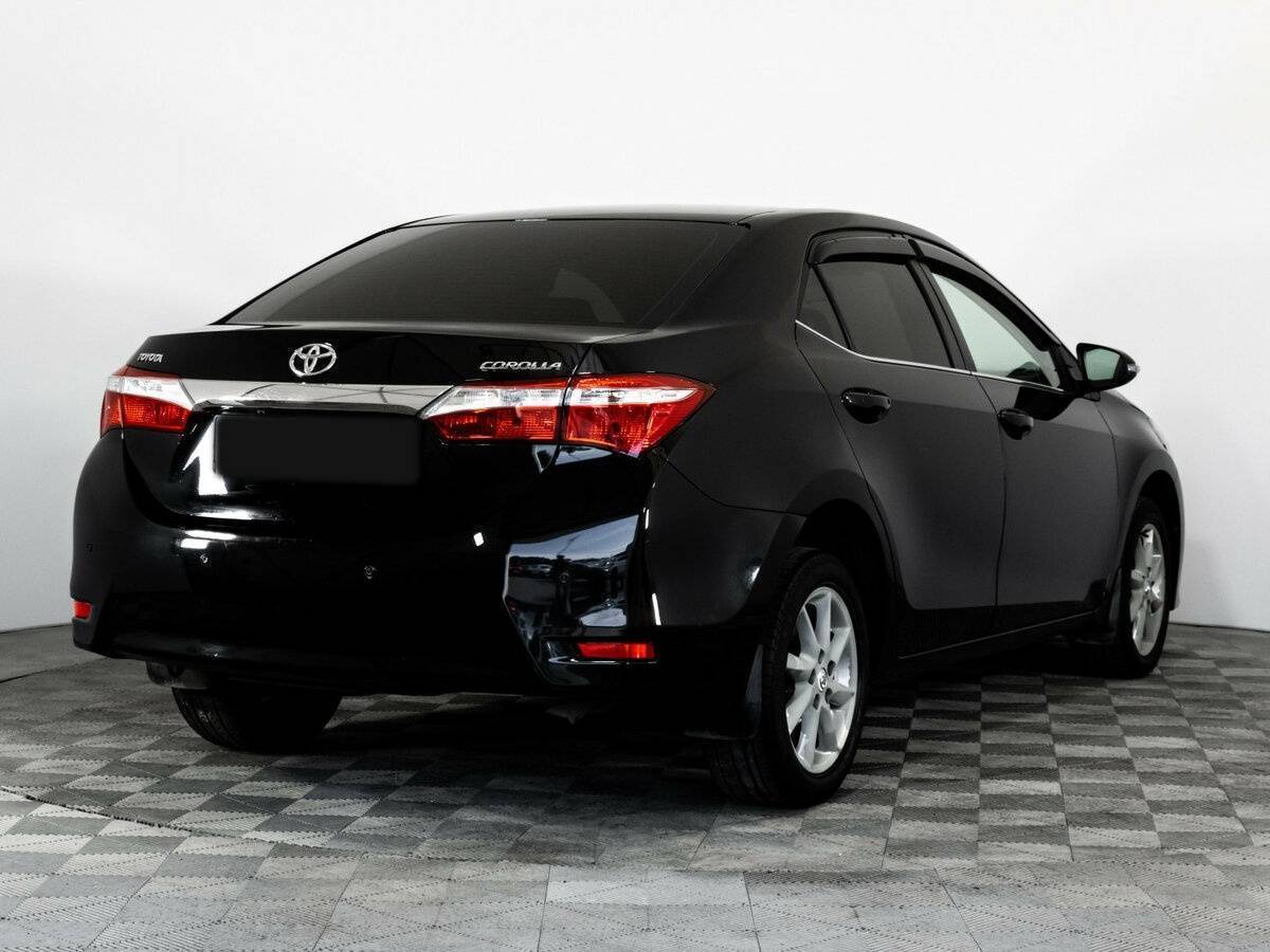 Toyota Corolla б/у, 2013, Механическая. Фото: #4
