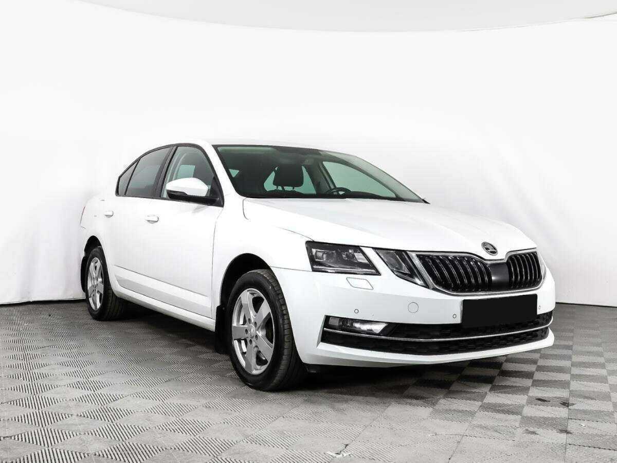 Skoda Octavia б/у, 2018, Роботизированная. Фото: #2