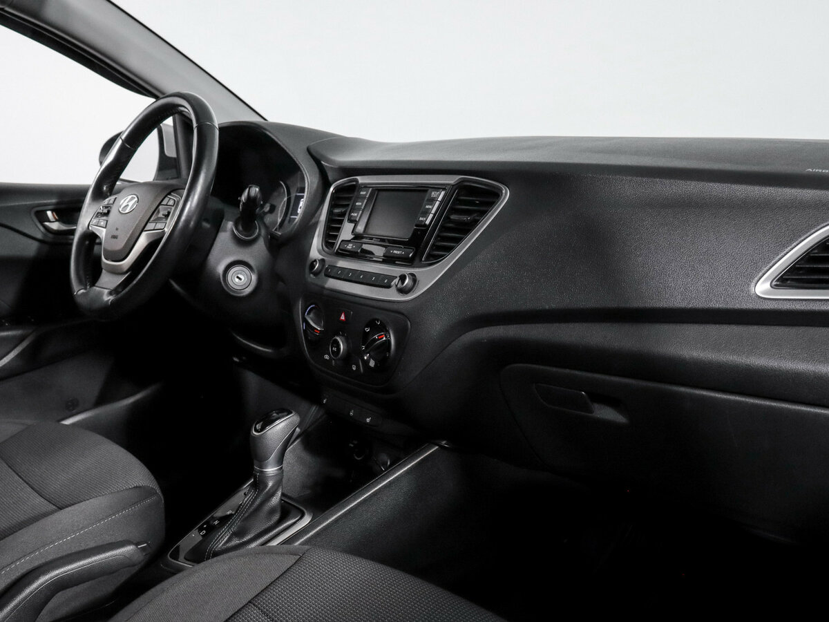 Hyundai Solaris б/у, 2018, Автоматическая. Фото: #6