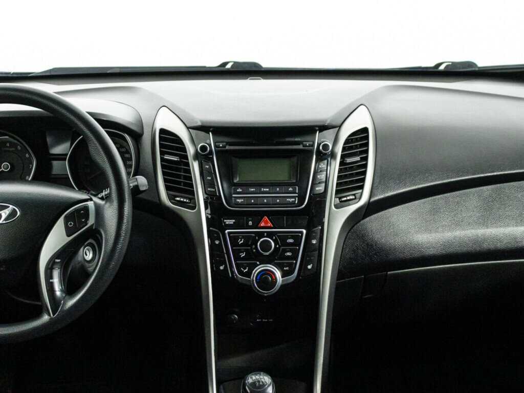 Hyundai i30 б/у, 2013, Механическая. Фото: #13