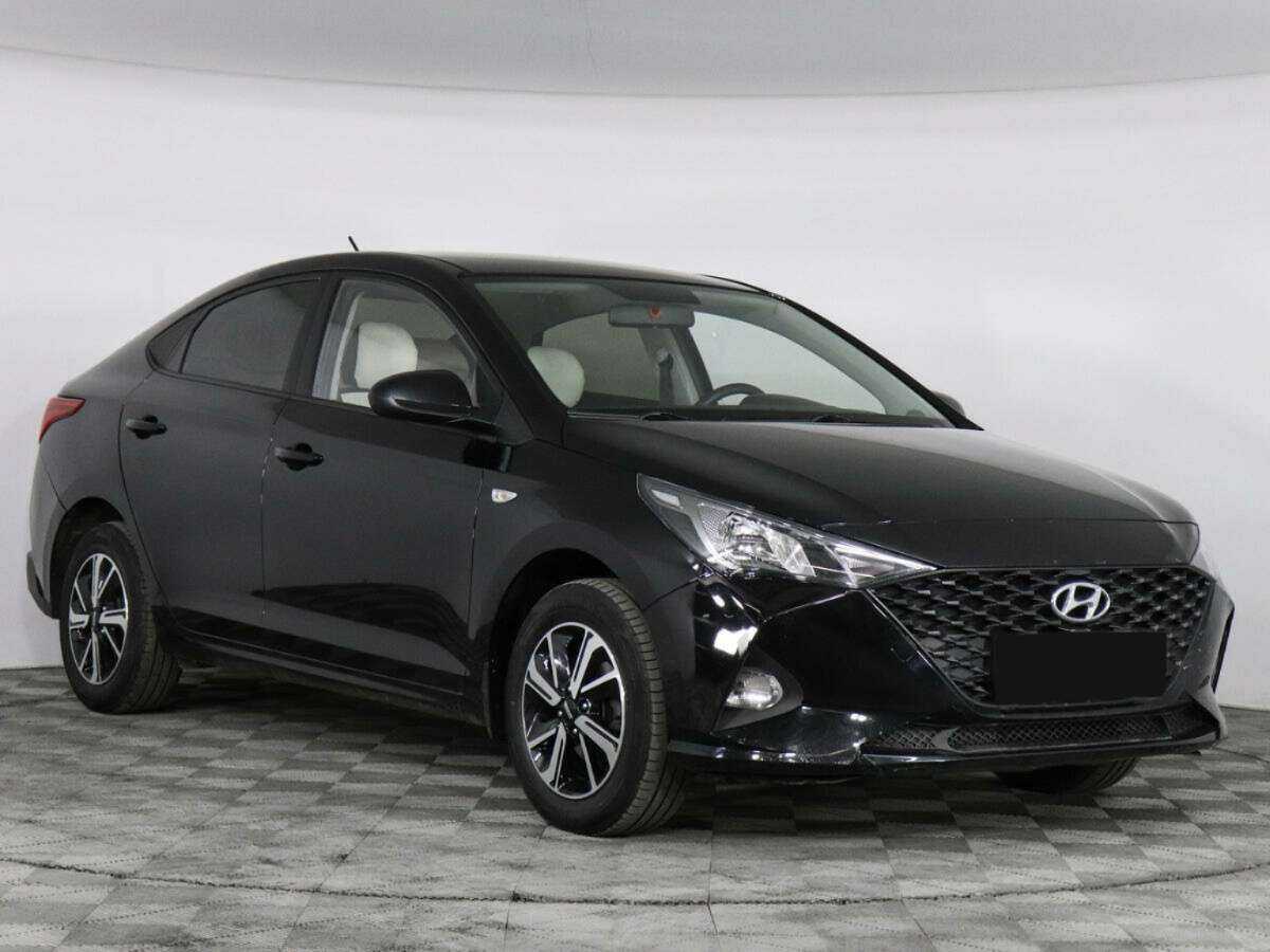 Hyundai Solaris б/у, 2022, Автоматическая. Фото: #2