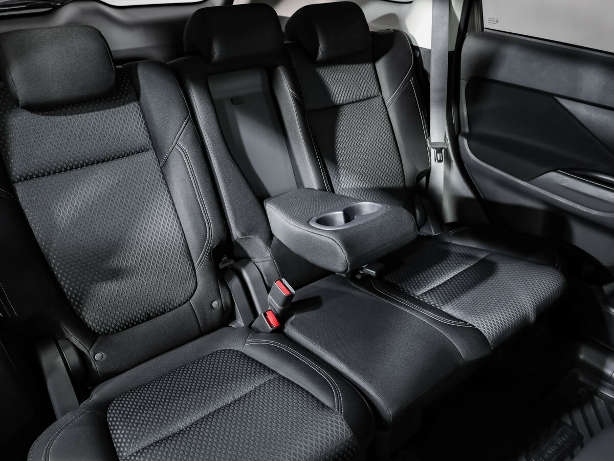 Mitsubishi Outlander б/у, 2020, Вариатор. Фото: #23