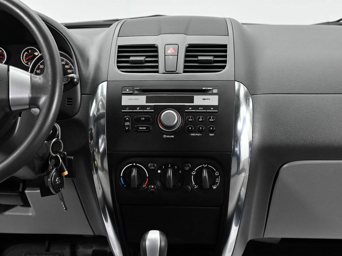 Suzuki SX4 б/у, 2013, Автоматическая. Фото: #8