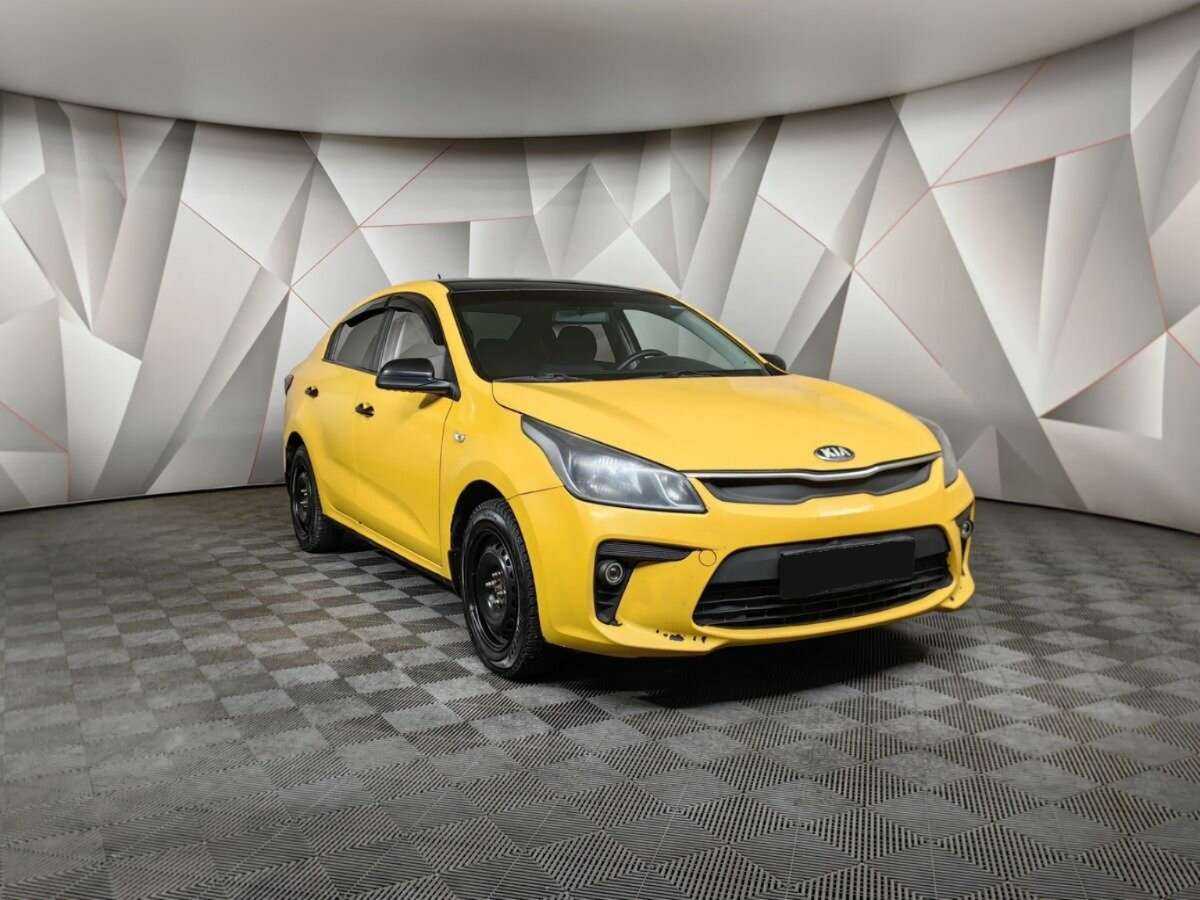 Kia Rio б/у, 2017, Механическая. Фото: #2