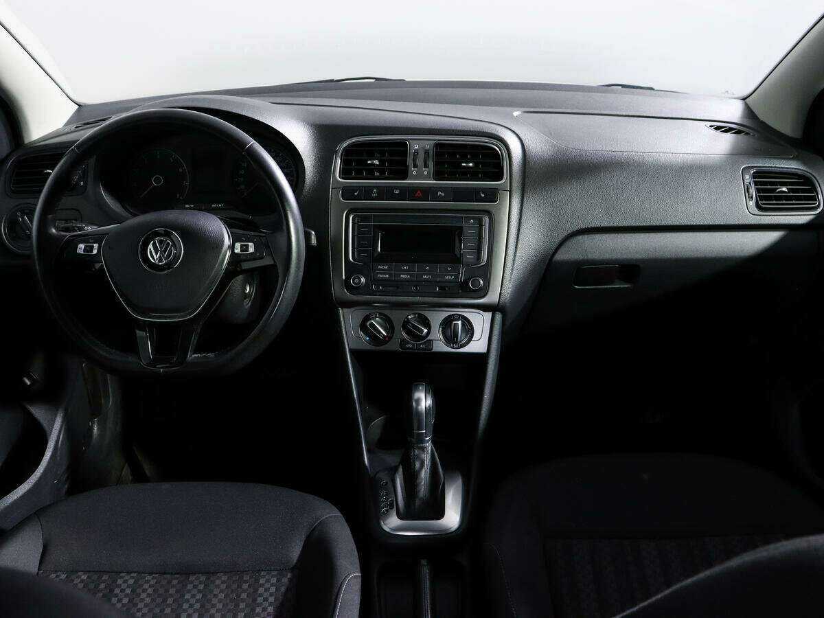 Volkswagen Polo б/у, 2019, Автоматическая. Фото: #10