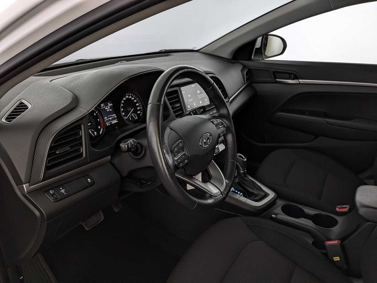 Hyundai Elantra б/у, 2019, Автоматическая. Фото: #14