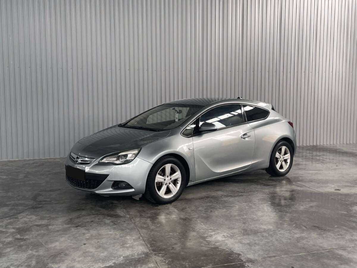 Opel Astra б/у, 2012, Механическая. Посмотреть фото