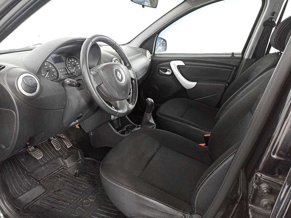 Renault Sandero б/у, 2013, Механическая. Фото: #15