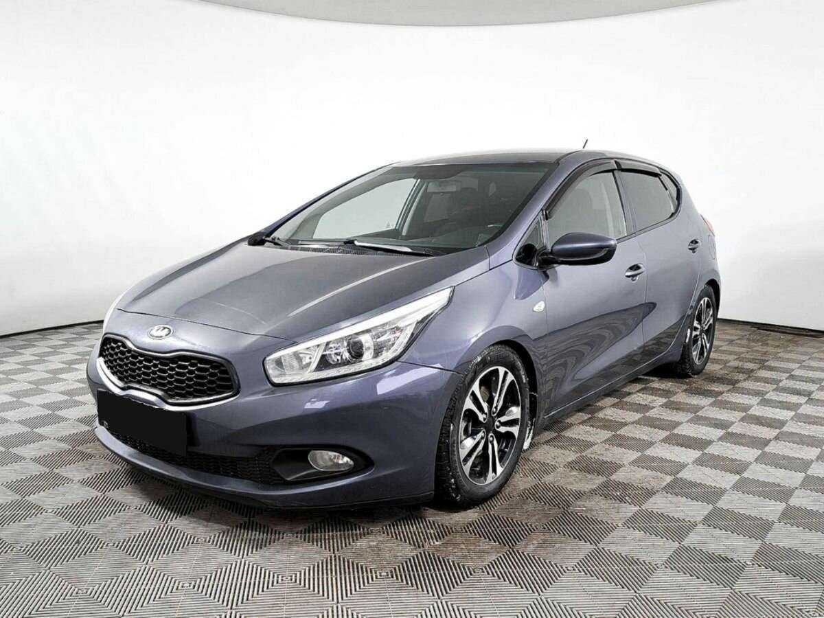Kia Ceed б/у, 2013, Механическая. Посмотреть фото