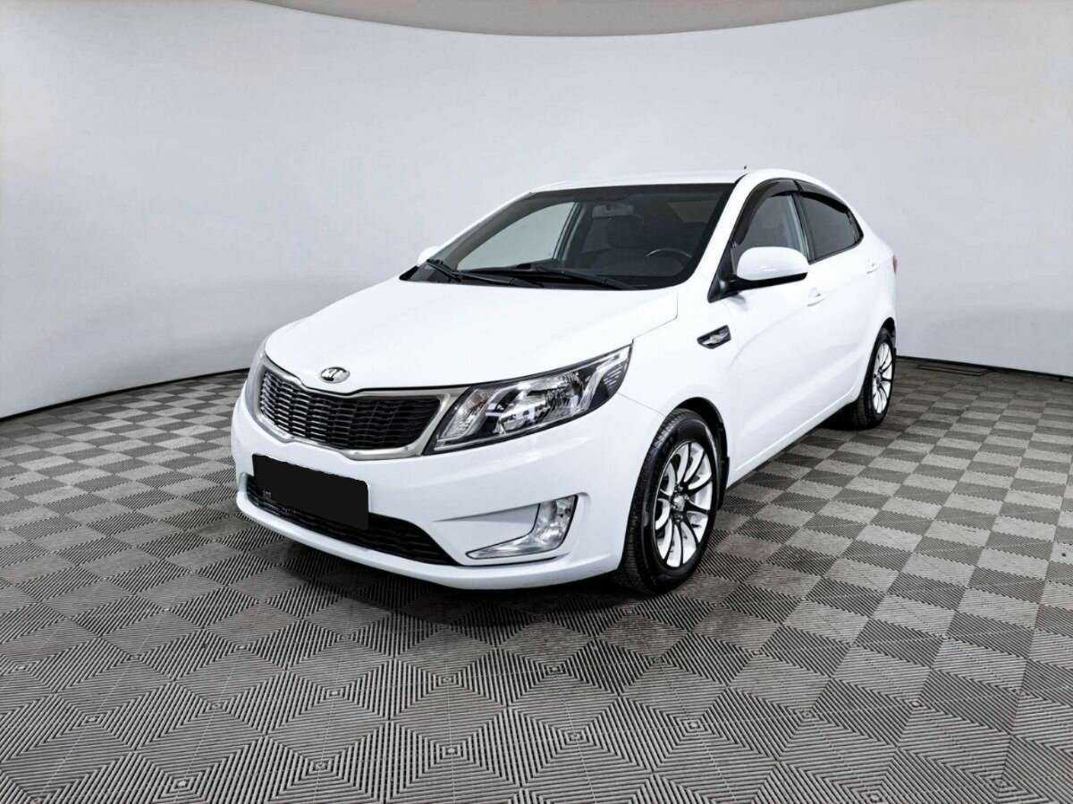 Kia Rio б/у, 2014, Механическая. Фото: #0