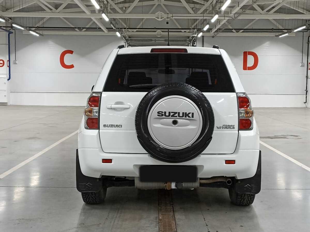 Suzuki Grand Vitara б/у, 2013, Механическая. Фото: #5