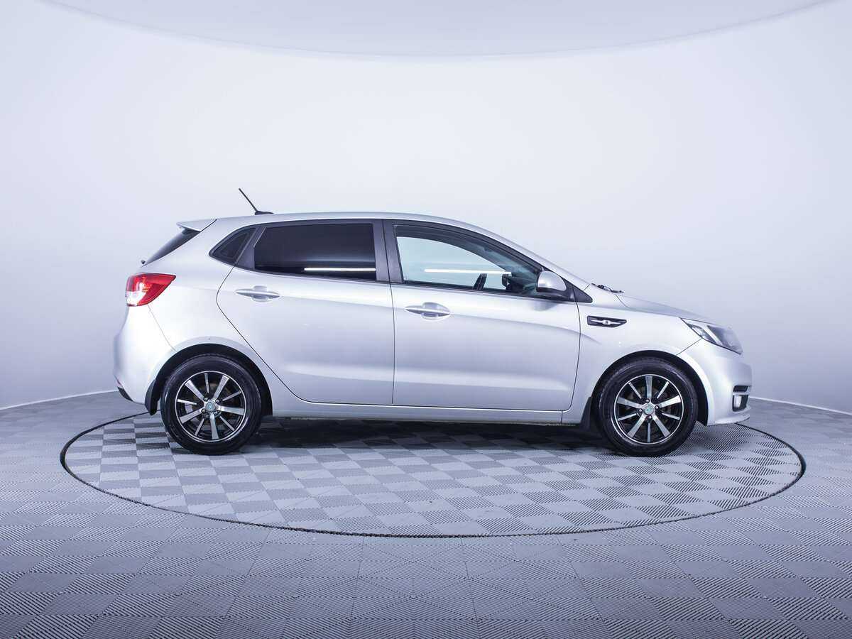 Kia Rio б/у, 2017, Автоматическая. Фото: #3