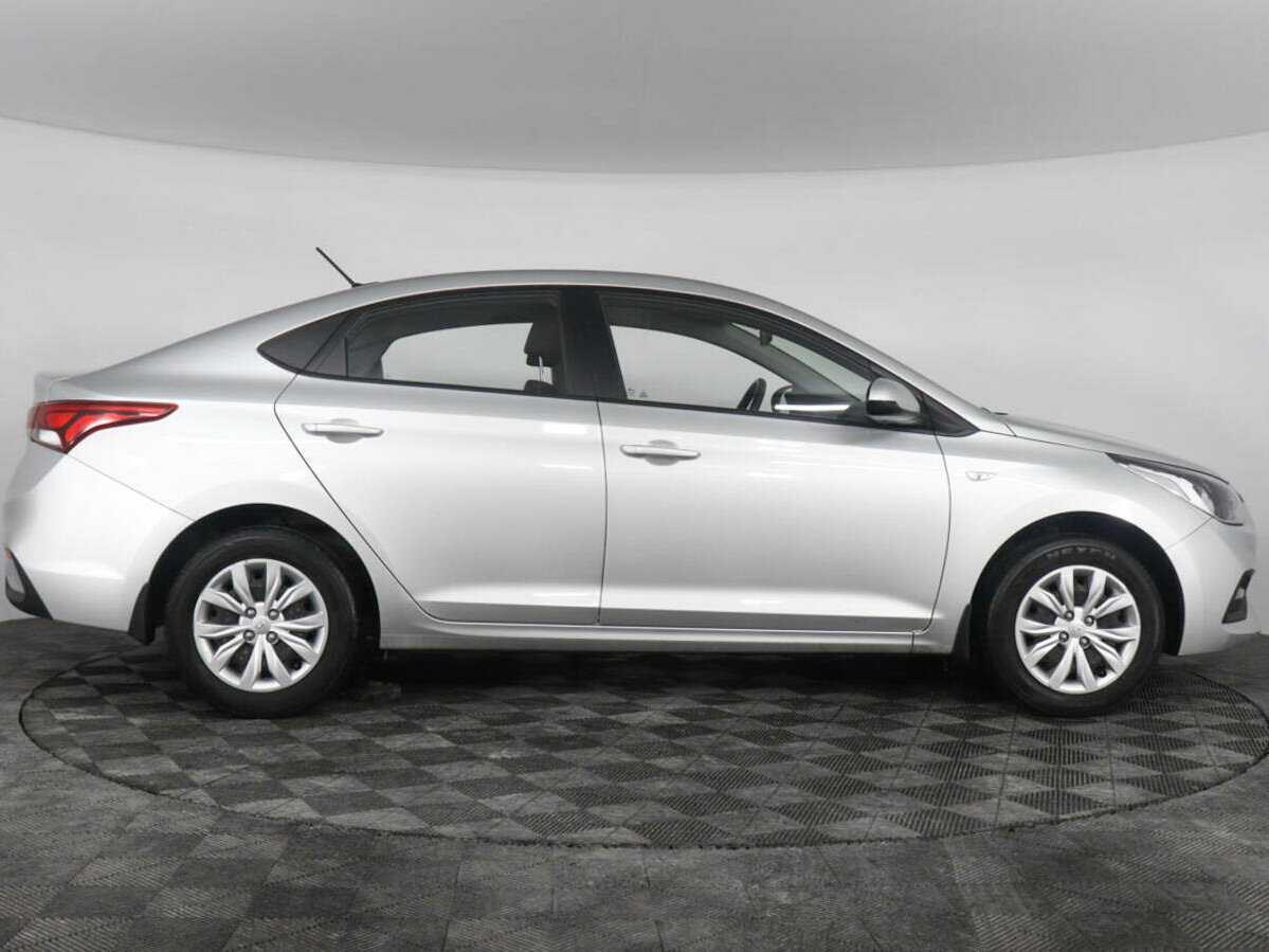 Hyundai Solaris б/у, 2018, Автоматическая. Фото: #3