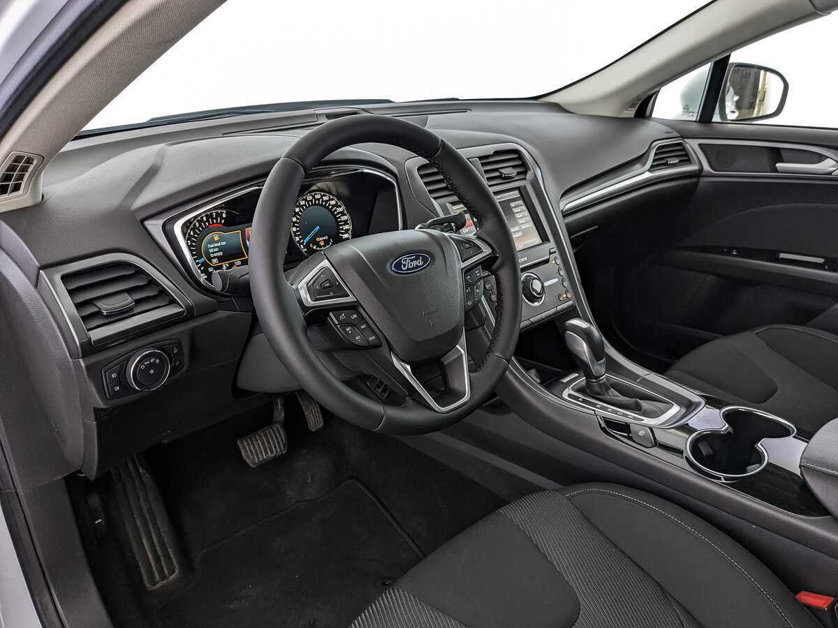 Ford Mondeo б/у, 2016, Автоматическая. Фото: #10