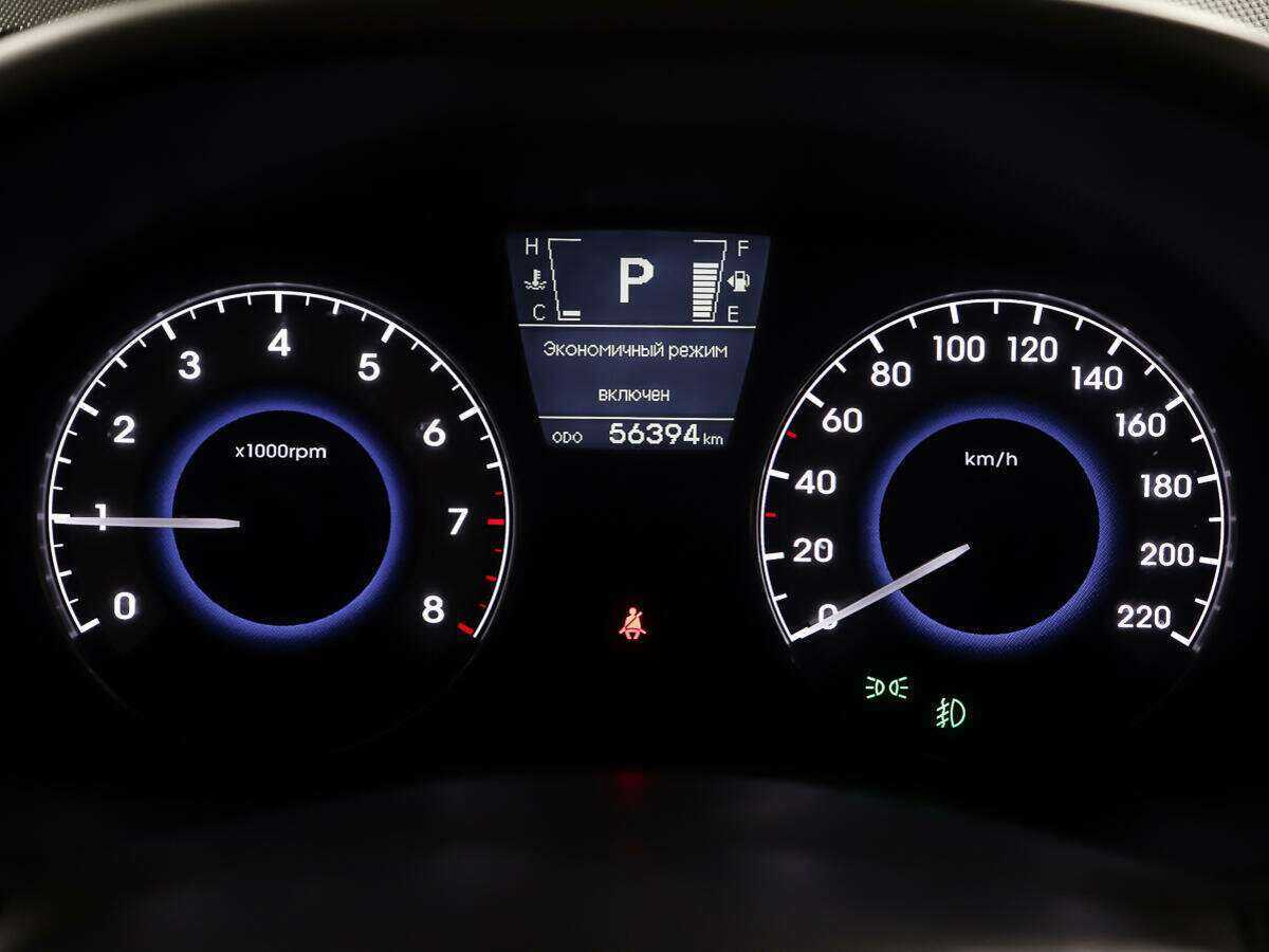 Hyundai Solaris б/у, 2012, Автоматическая. Фото: #13