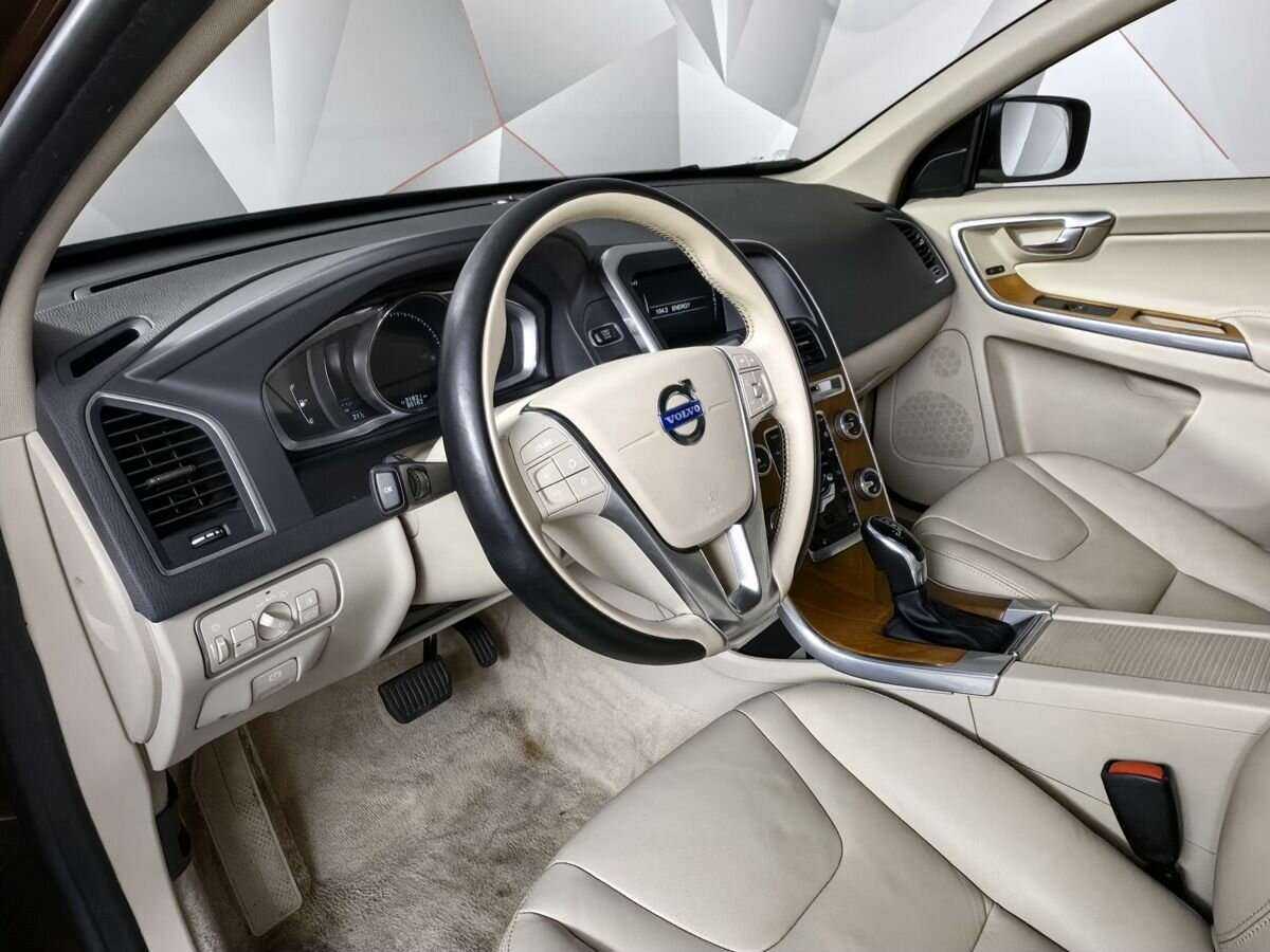 Volvo XC60 б/у, 2015, Автоматическая. Фото: #14