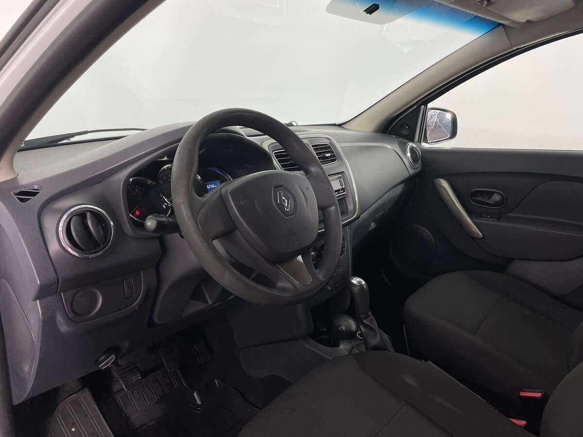 Renault Logan б/у, 2014, Механическая. Фото: #10