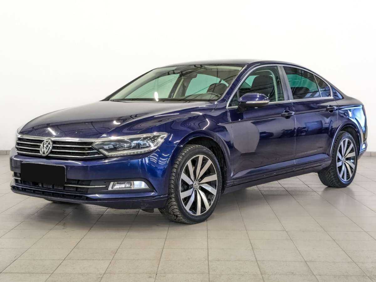 Volkswagen Passat б/у, 2019, Роботизированная. Посмотреть фото