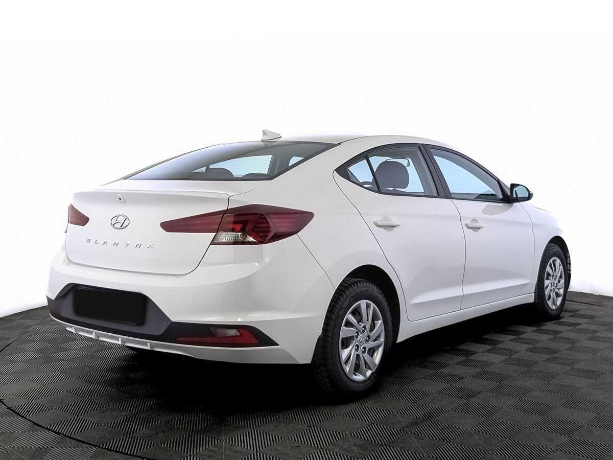 Hyundai Elantra б/у, 2019, Автоматическая. Фото: #4