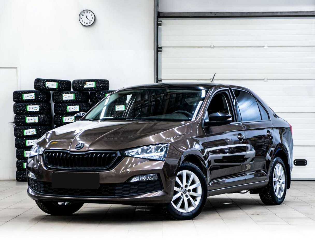 Skoda Rapid б/у, 2021, Роботизированная. Посмотреть фото