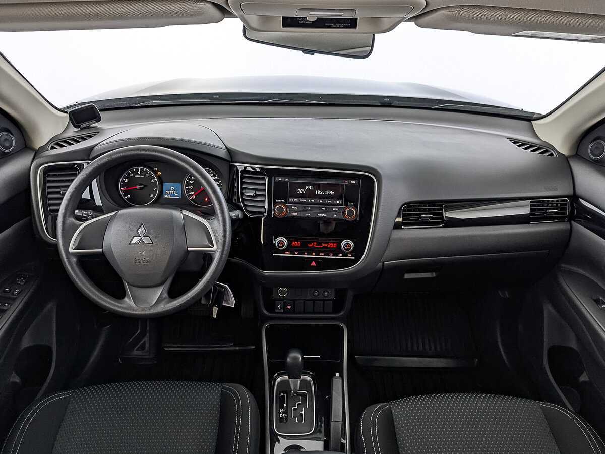 Mitsubishi Outlander б/у, 2021, Вариатор. Фото: #13