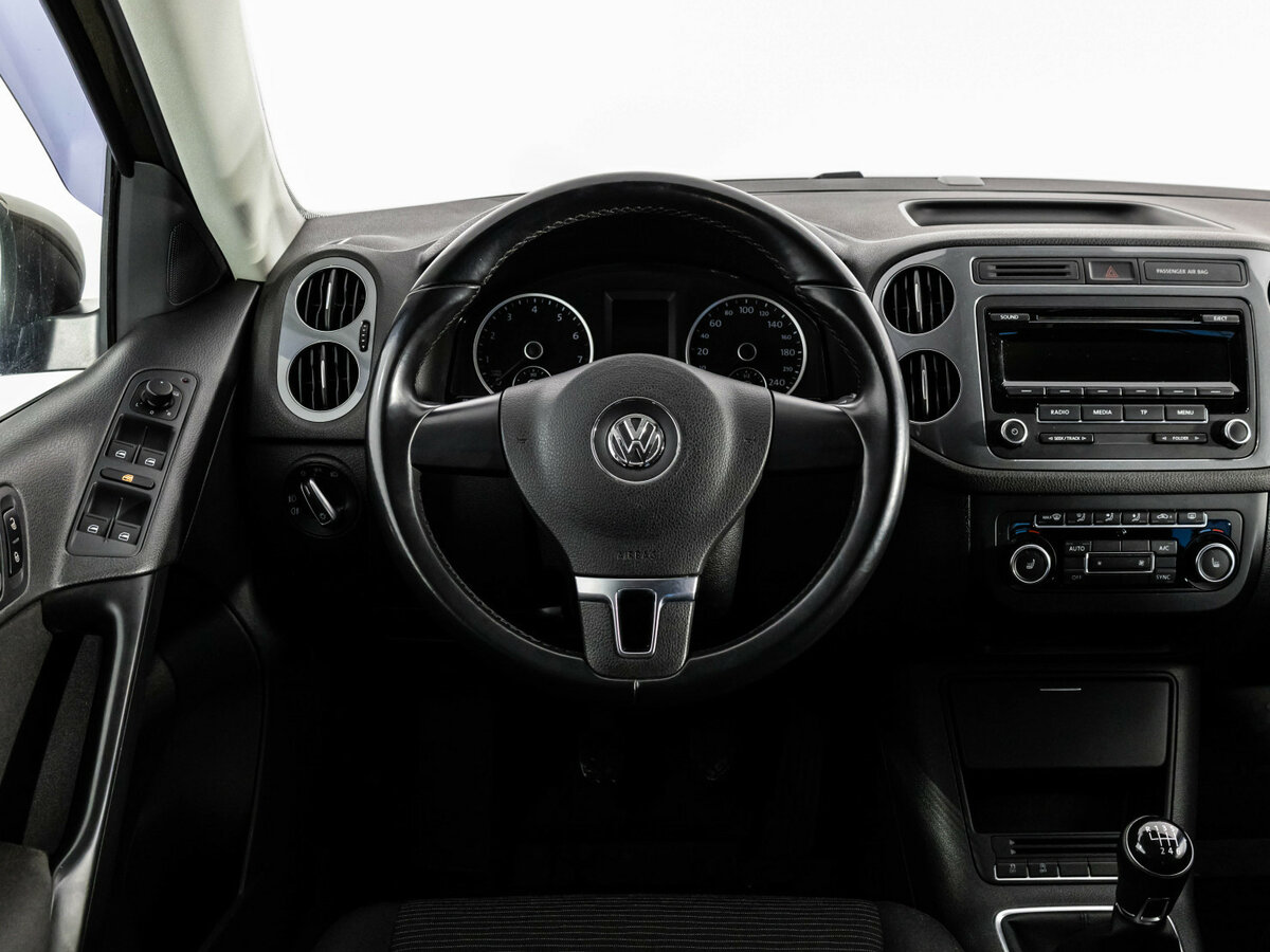 Volkswagen Tiguan б/у, 2014, Механическая. Фото: #8