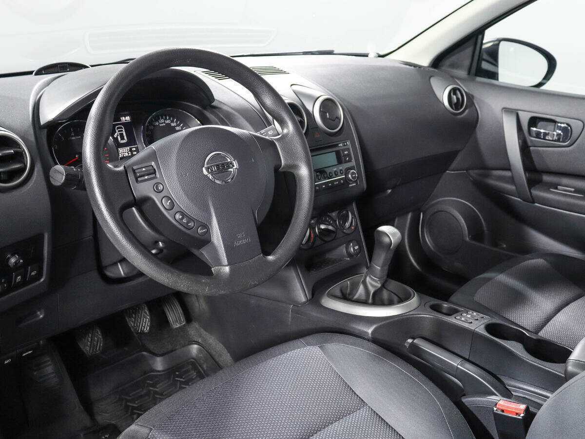 Nissan Qashqai б/у, 2013, Механическая. Фото: #11