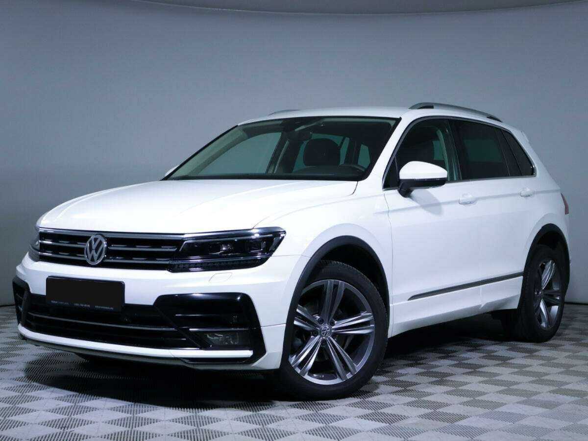Volkswagen Tiguan б/у, 2019, Роботизированная. Посмотреть фото