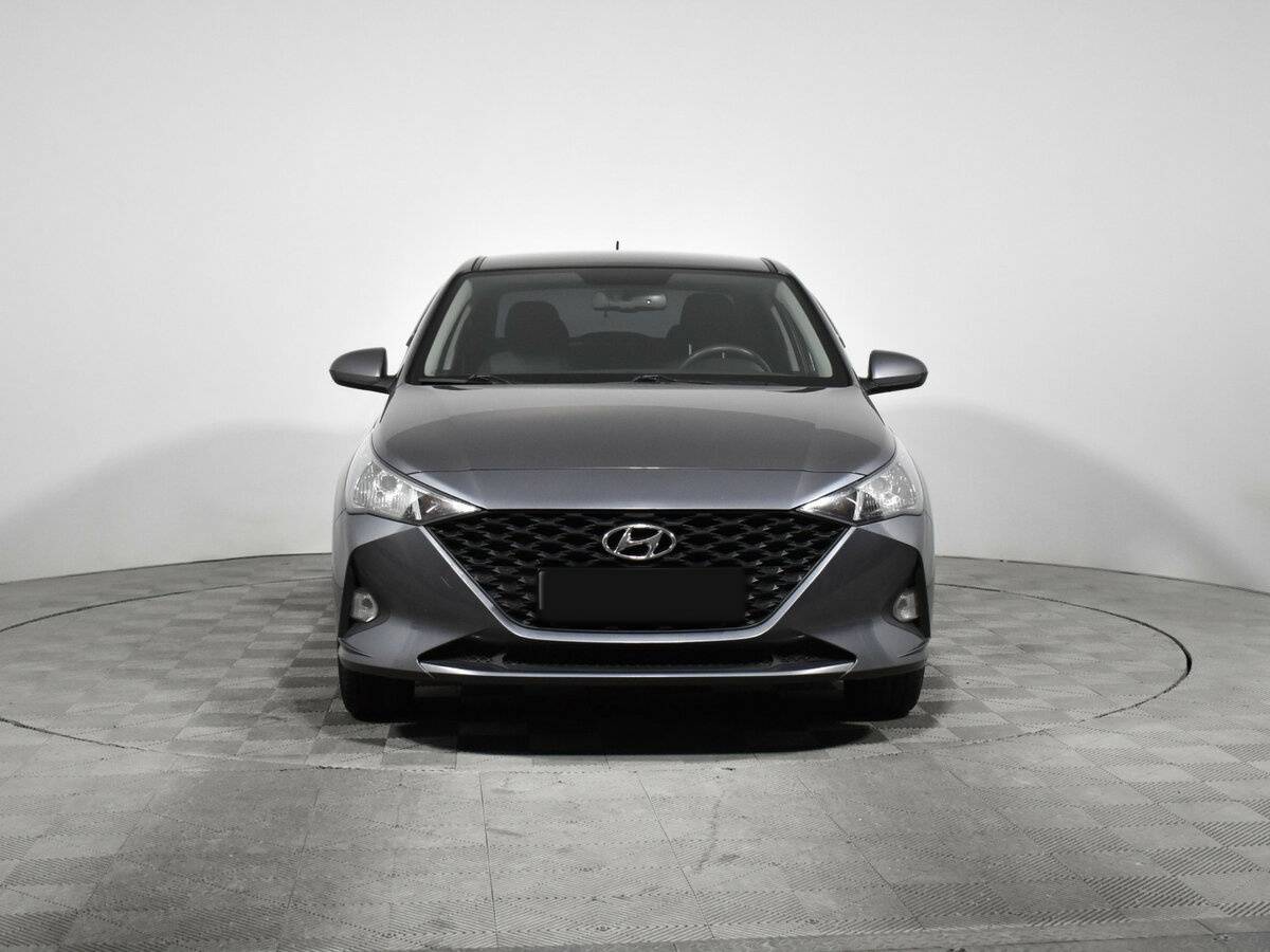 Hyundai Solaris б/у, 2021, Механическая. Фото: #1