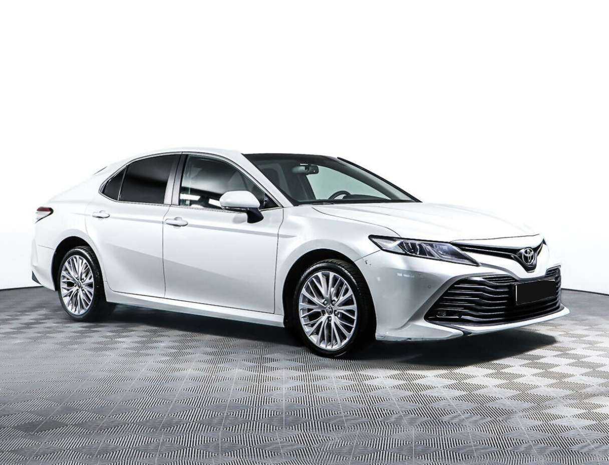 Toyota Camry б/у, 2020, Автоматическая. Фото: #2