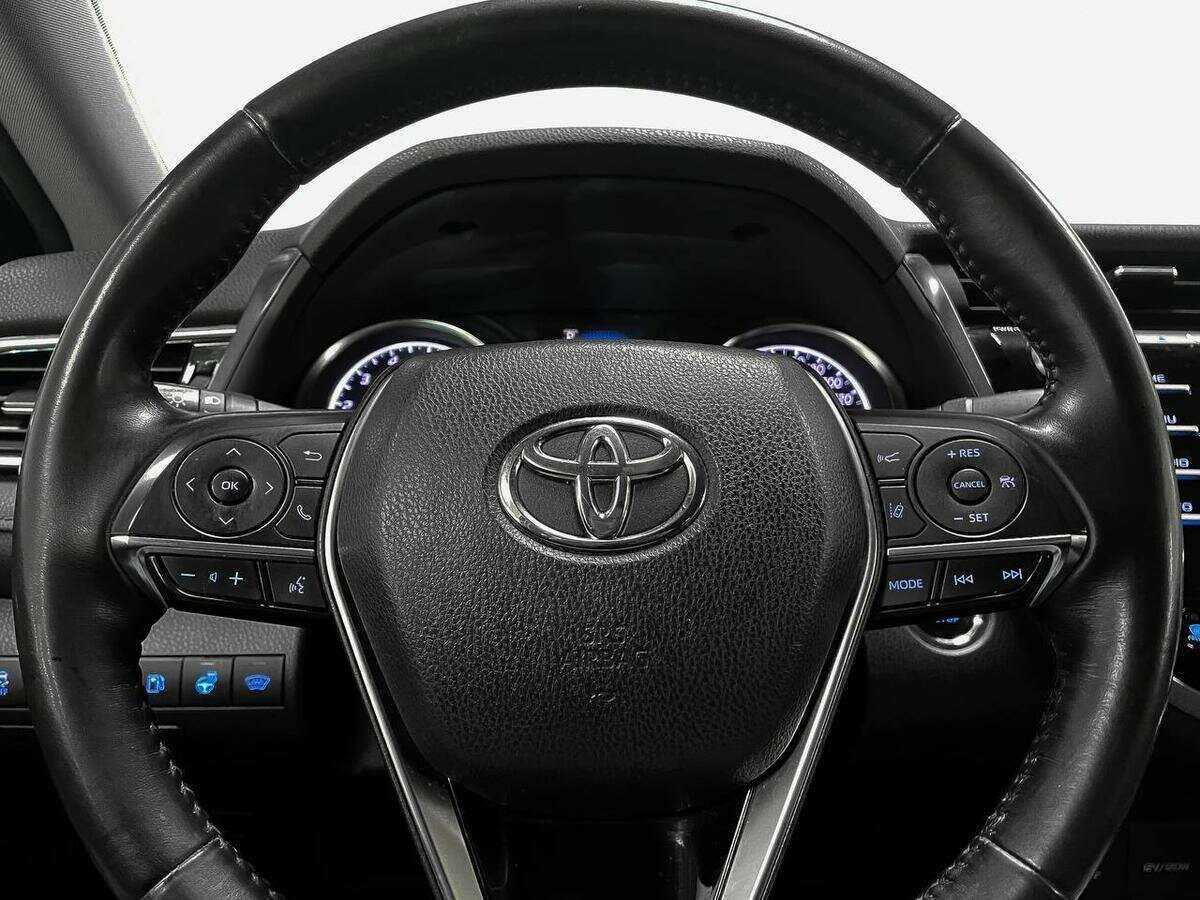 Toyota Camry б/у, 2018, Автоматическая. Фото: #12