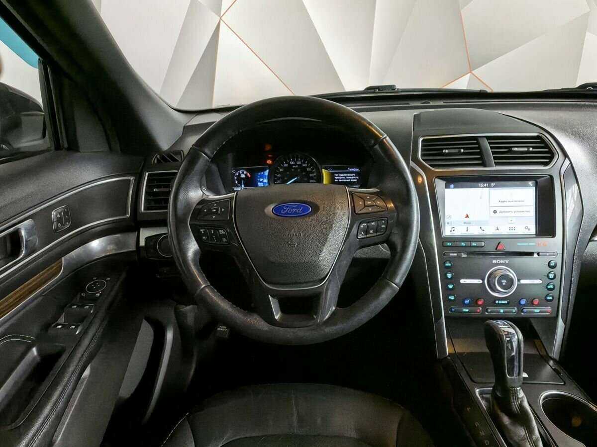 Ford Explorer б/у, 2017, Автоматическая. Фото: #13