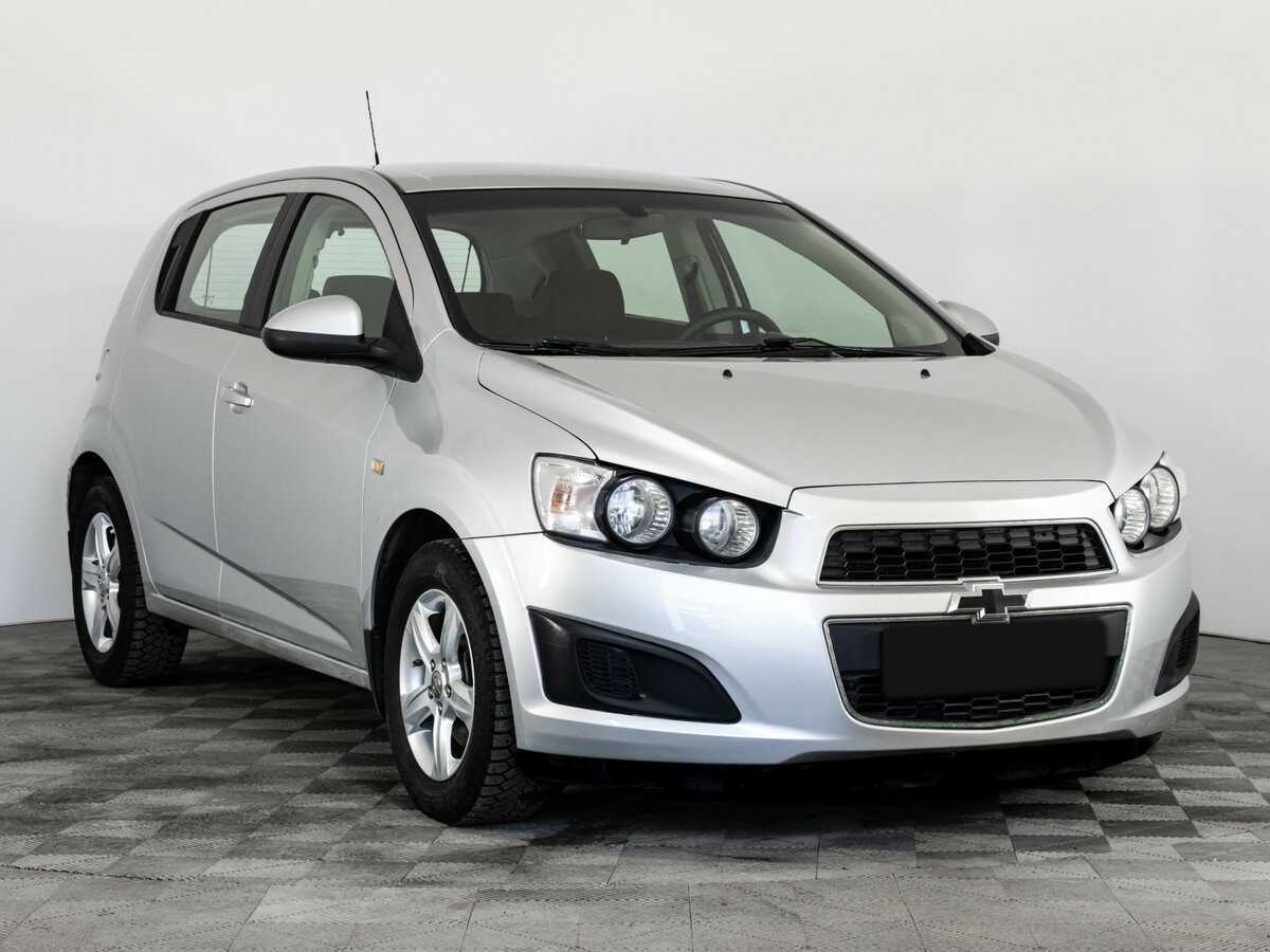 Chevrolet Aveo б/у, 2013, Автоматическая. Фото: #2
