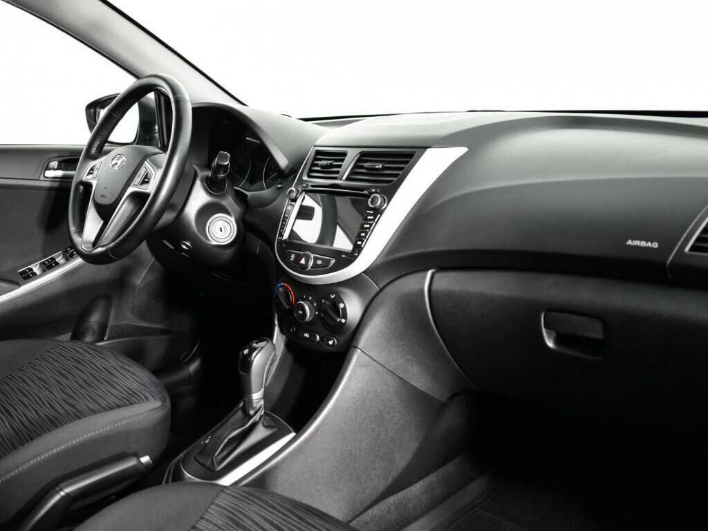 Hyundai Solaris б/у, 2014, Автоматическая. Фото: #8