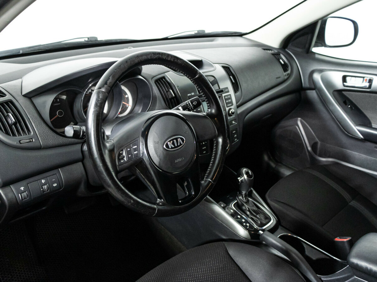 Kia Cerato б/у, 2012, Автоматическая. Фото: #10
