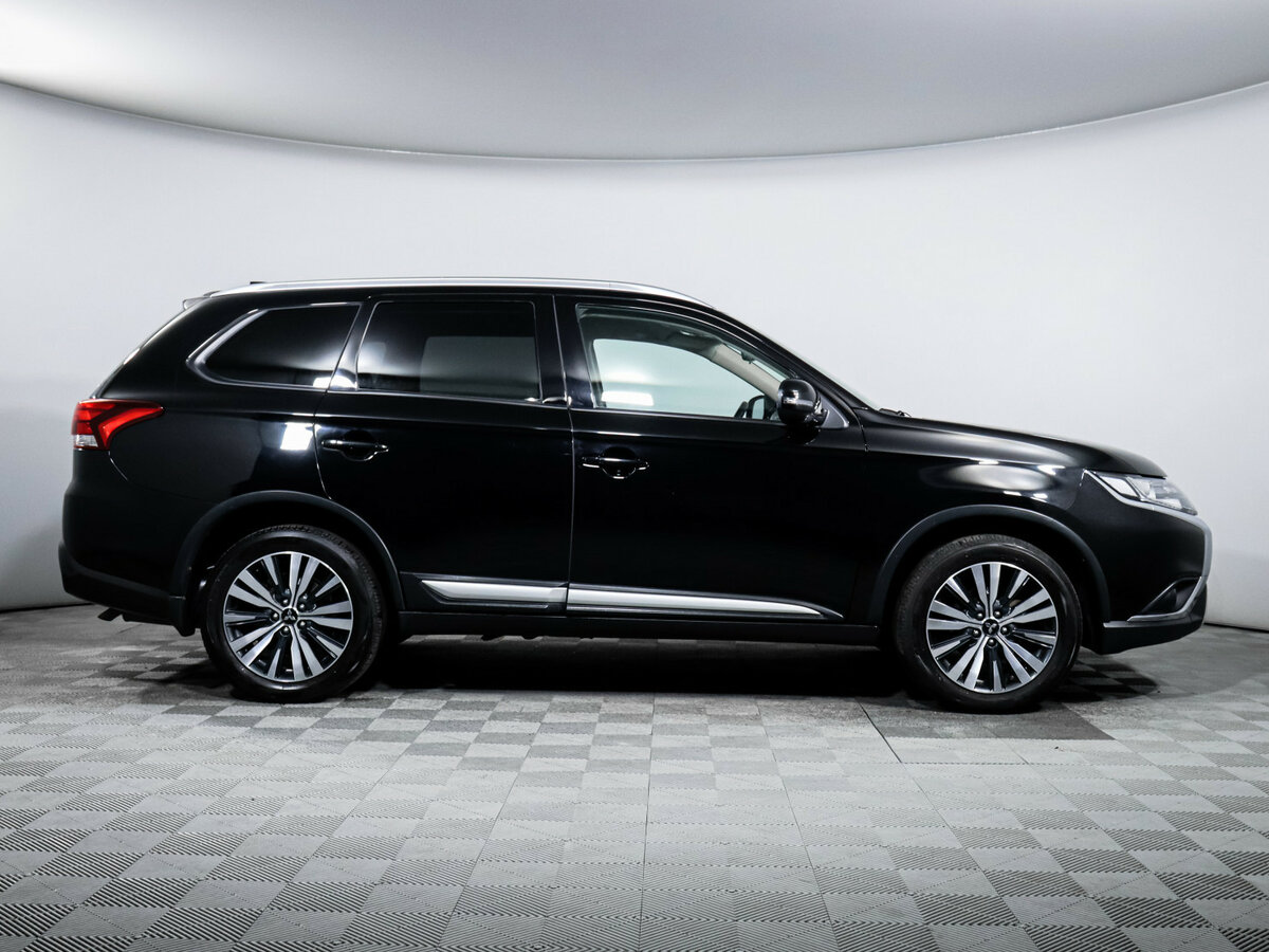 Mitsubishi Outlander б/у, 2019, Вариатор. Фото: #3