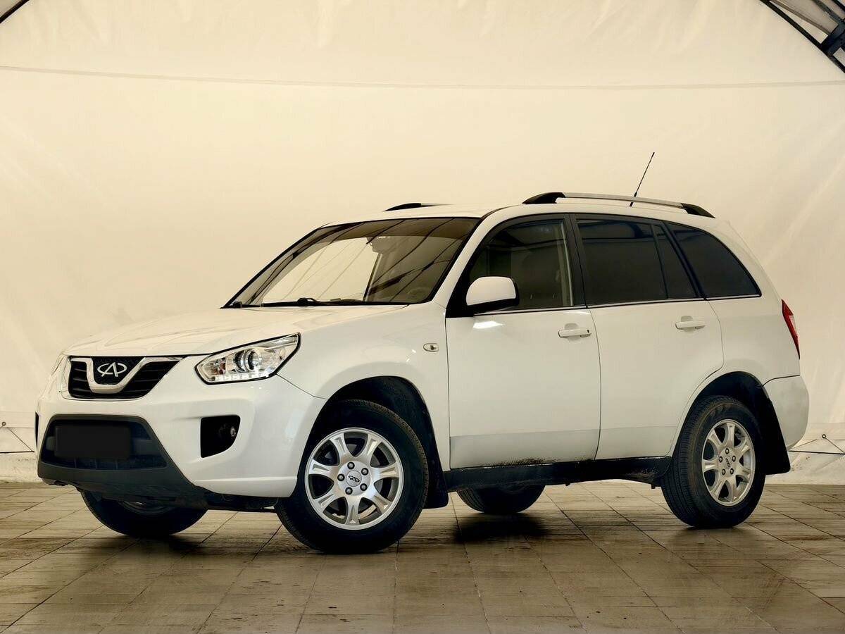 Chery Tiggo (T11) б/у, 2015, Механическая. Посмотреть фото
