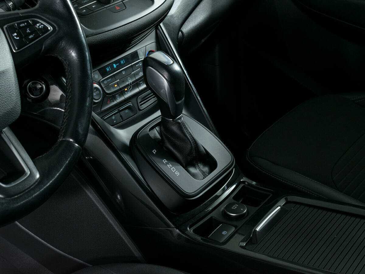 Ford Kuga б/у, 2017, Автоматическая. Фото: #12